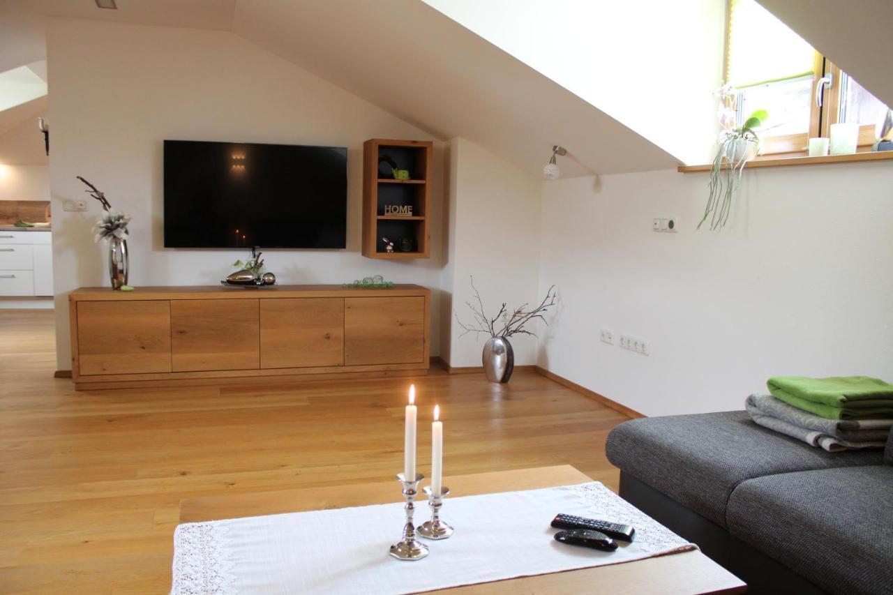 Ferienwohnung Am Dreiseithof เฮาเซนแบร์ก ภายนอก รูปภาพ
